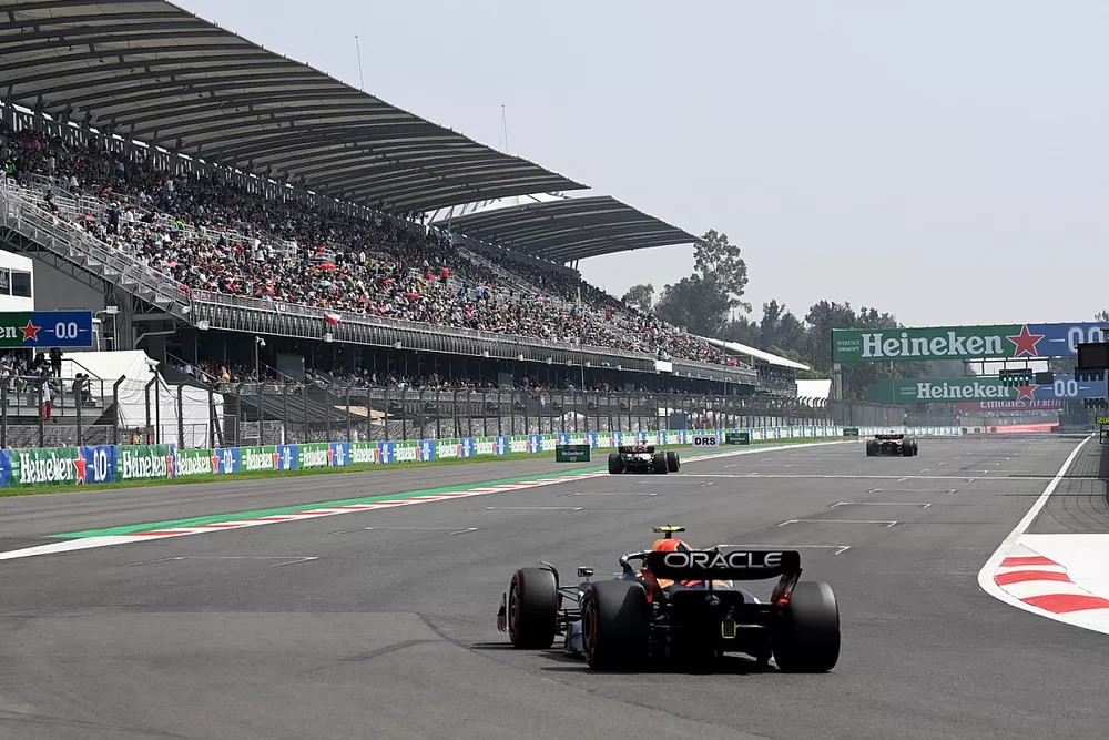 Sergio Pérez, Red Bull Racing RB18