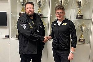 GT racer Watson switches to BTCC with PMR Vauxhall