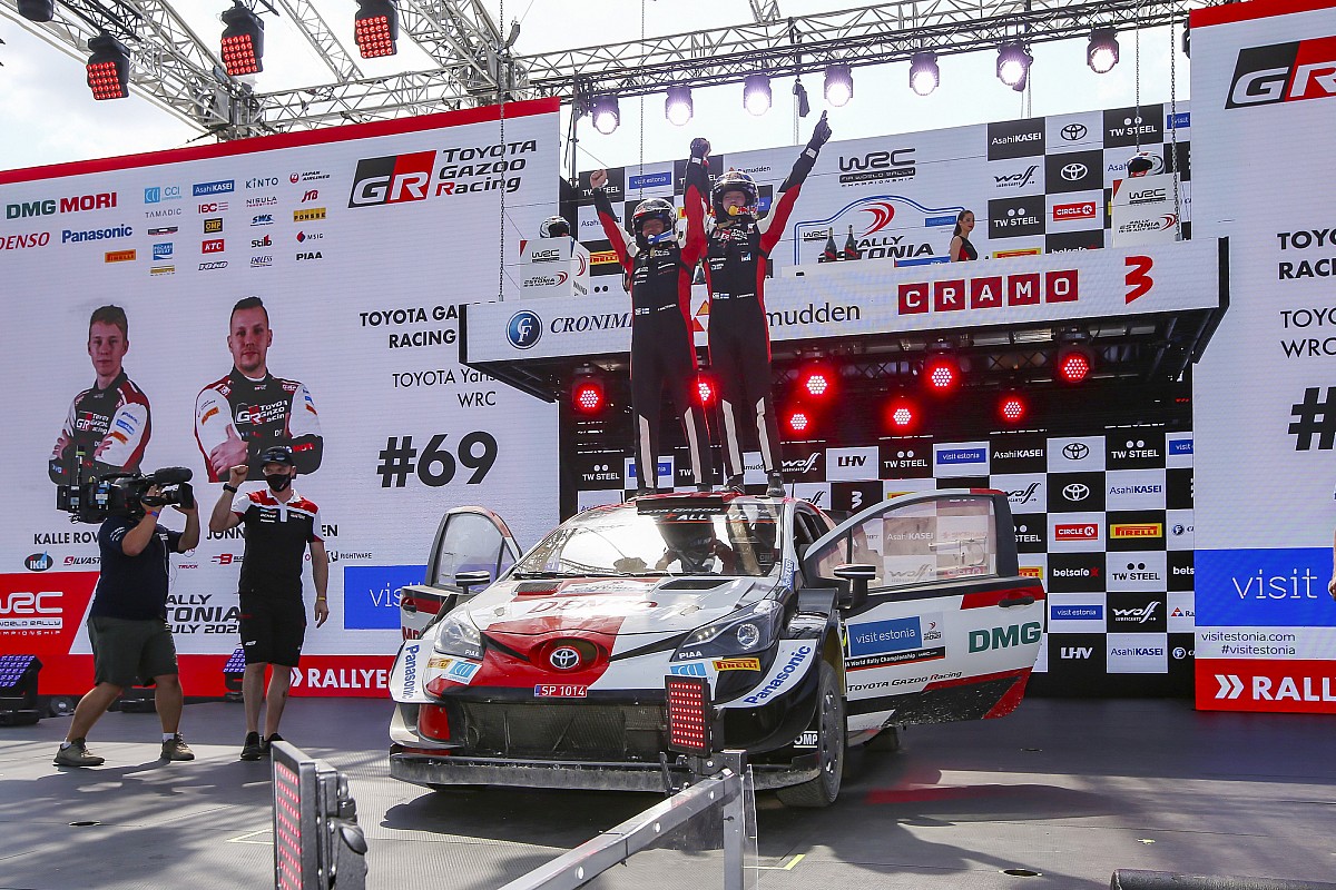 Los mejores momentos del histórico Rally de Estonia, en vídeo