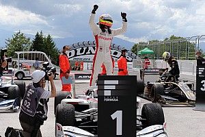 スーパーフォーミュラ初優勝の福住仁嶺、苦しかった日々を想い走ったウイニングランで「少しウルっときた」