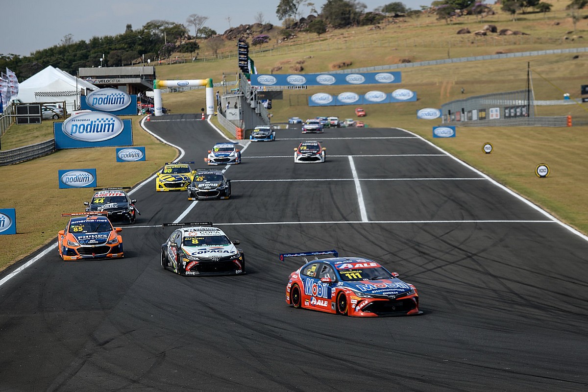 Assista à 4ª etapa da Stock Car no Velocitta, com Rubinho na pole de Toyota