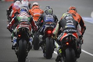 Analyse: Flag-to-flag races in de MotoGP, gevaarlijk of charme?