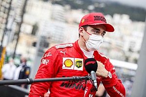 F1: Leclerc não consegue celebrar pole enquanto aguarda inspeção do câmbio