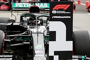 Hamilton llega en Hungría a las 90 poles y Mercedes arrolla a sus rivales