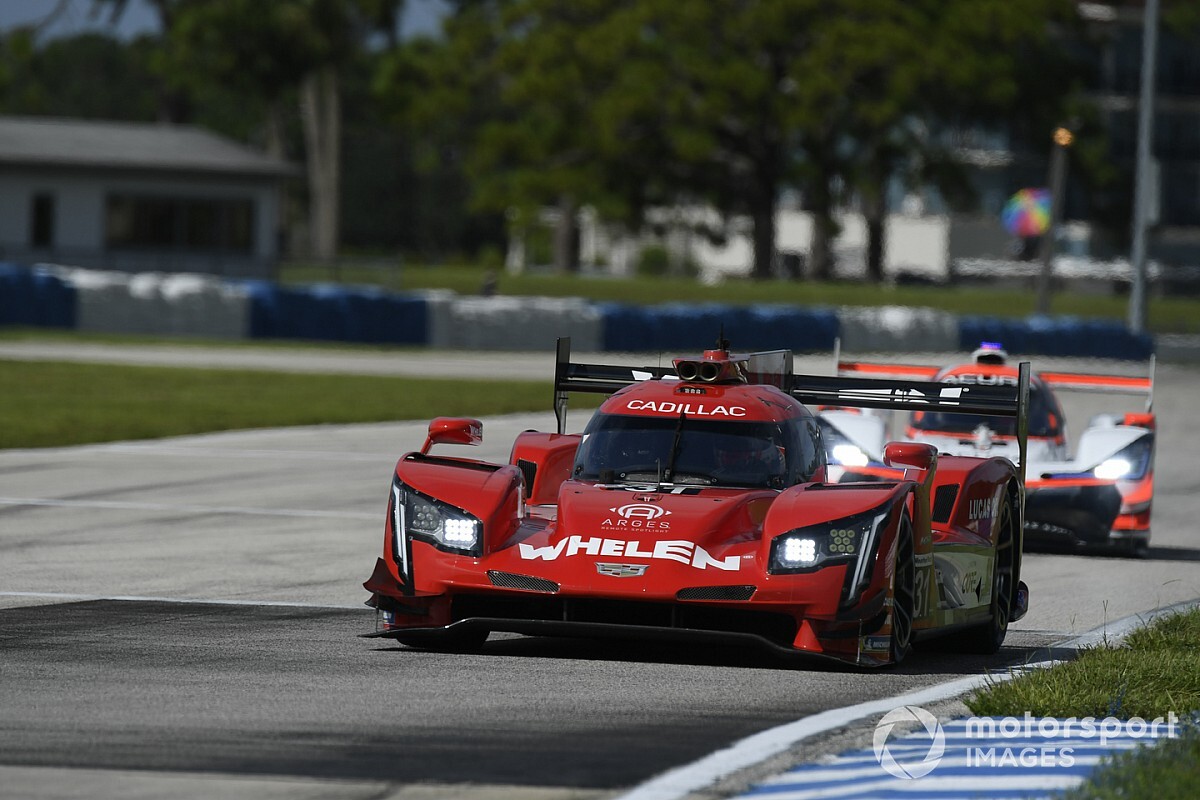 IMSA Sebring: Derani keeps Cadillac top in FP2