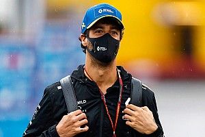 Ricciardo: "Yarışı bu şekilde bitirmek üzücüydü"