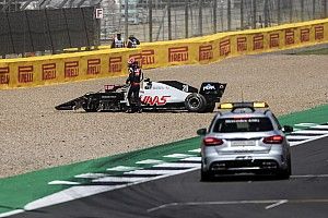 Magnussen não vê má intenção de Albon em toque, mas dispara contra tailandês: "Seu julgamento foi horrível"
