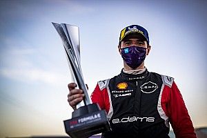 Rowland wiceliderem, Rast na podium