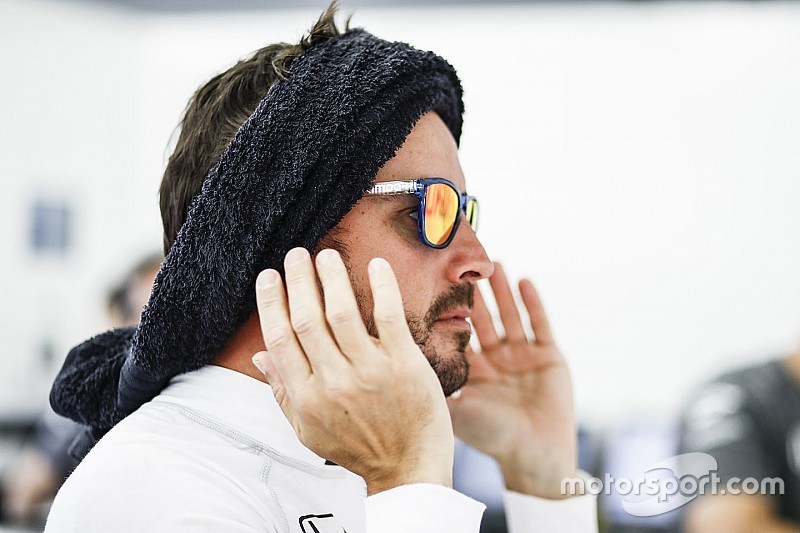 Alonso "tajtékzik", de a Hondának fogalma sincs mi a gond