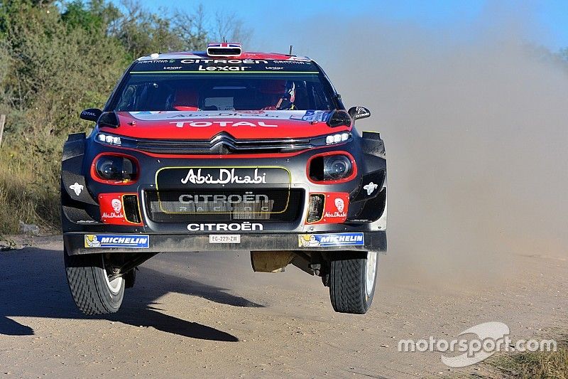 Carro gira 14 vezes no ar em acidente no Rali da Argentina