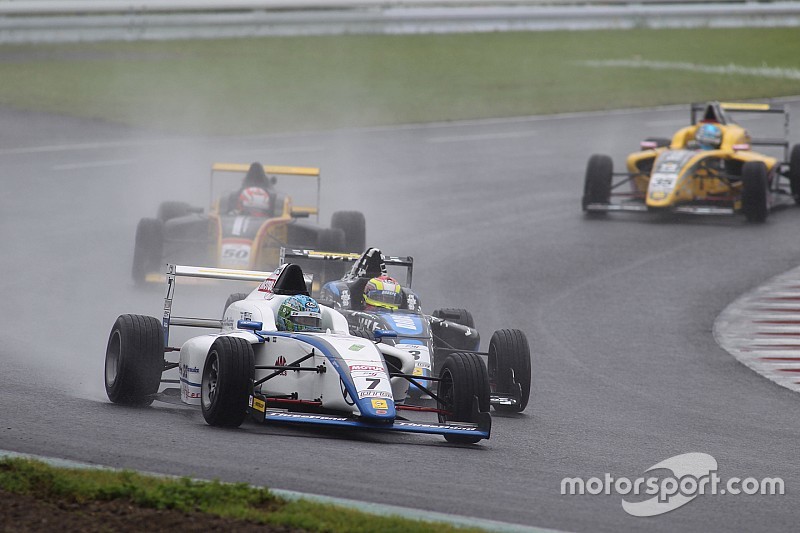 【FIA-F4】第8戦は大波乱の展開、大滝拓也が地元で今季初優勝を獲得