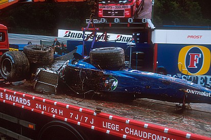 Burti se solidariza com morte de Hubert e relembra acidente em Spa