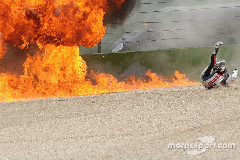 In beeld: De megaklapper van Eugene Laverty