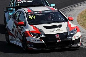 Rotture e lotte a Buriram, Michelisz la spunta in Gara 1