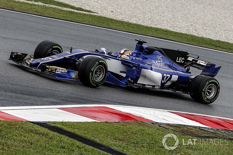 Leclerc subito più veloce di Wehrlein: "Non sento pressione"