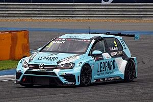 Rob Huff claims pole ahead of teammate Vernay