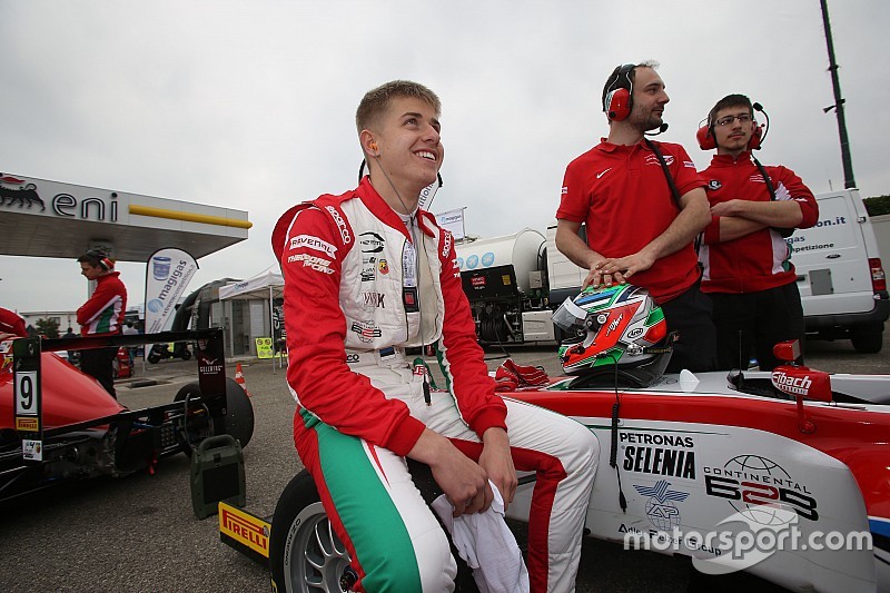 Juri Vips debutta nell'Europeo di F3 con la Motopark