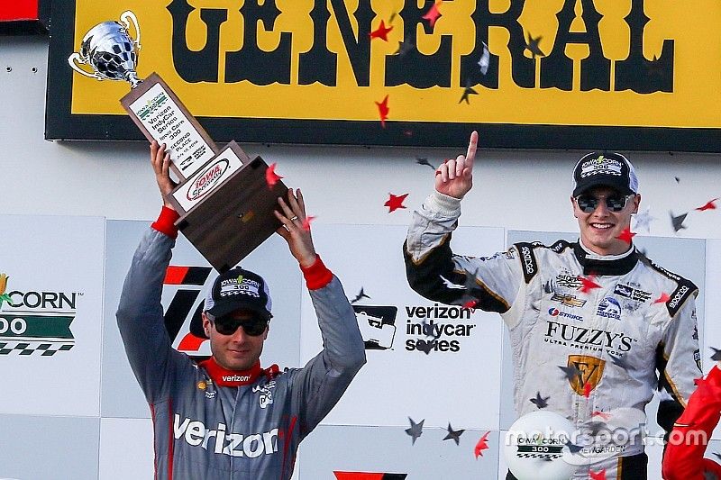 Podium: race winner Josef Newgarden, Ed Carpenter Racing Chevrolet, second place Will Power, Team Penske Chevrolet, third place Scott Dixon, Chip Ganassi Racing Chevrolet