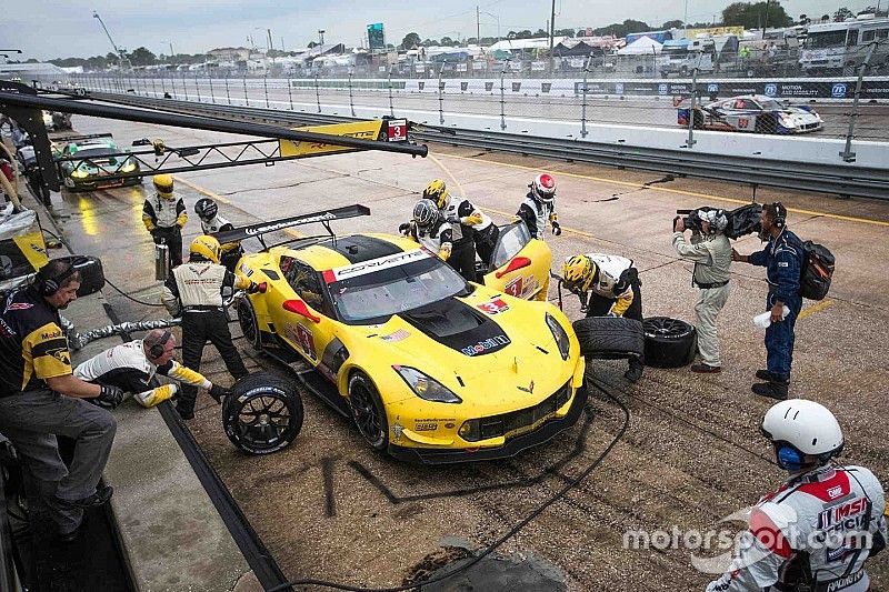 Jan Magnussen: Sebring shunt offset by Kevin's F1 return