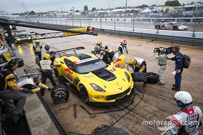 Jan Magnussen: Sebring shunt offset by Kevin's F1 return