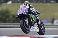 Brno MotoGP: Lorenzo breaks lap record to blitz third practice 