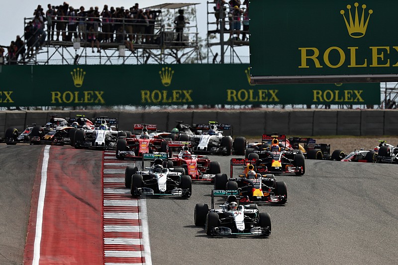 Liberty agrees $1.55bn deal with investors for F1 purchase