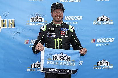NASCAR Cup Michigan starting lineup in pictures