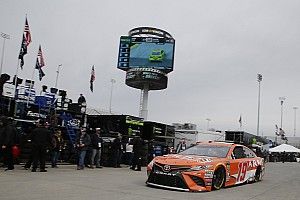 Nascar adia prova de Martinsville da Cup para segunda-feira