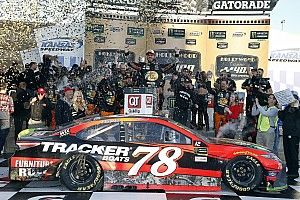 Truex takes emotional win for Furniture Row Racing at Kansas