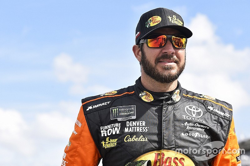 Martin Truex Jr lidera la primera práctica para Daytona 500
