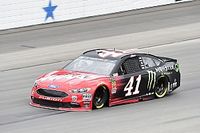 Kurt Busch centra la pole in Texas in una Qualifica ridotta