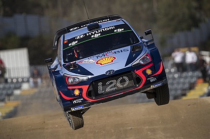 Portogallo, PS6: Neuville suona la carica. In vetta torna Paddon