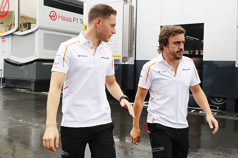 Alonso: „Ez egy hülye manőver volt Vetteltől”