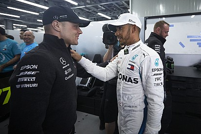 Hamilton, Bottas'ı diğer takım arkadaşlarına tercih ediyor