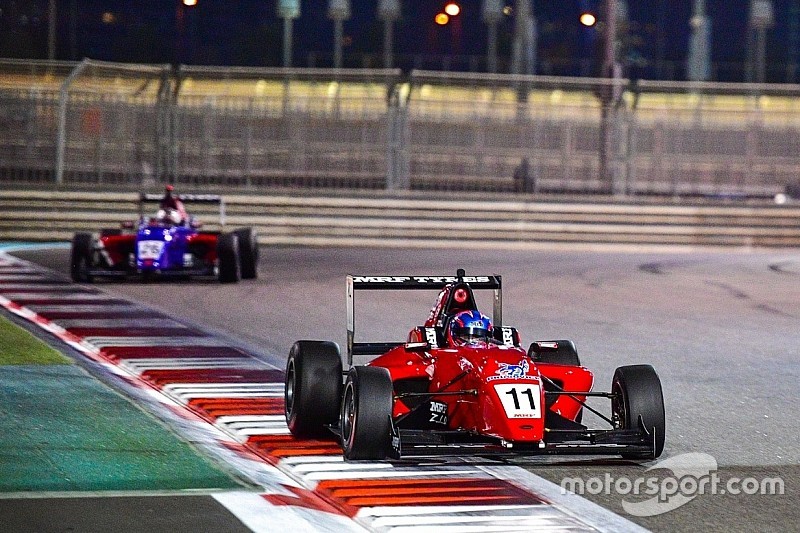 MRF Abu Dhabi: Pekan sempurna Drugovich, Presley keempat di Race 4