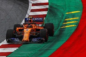 Vandoorne baalt van vleugelschade: "Die kerbstones zijn zinloos"