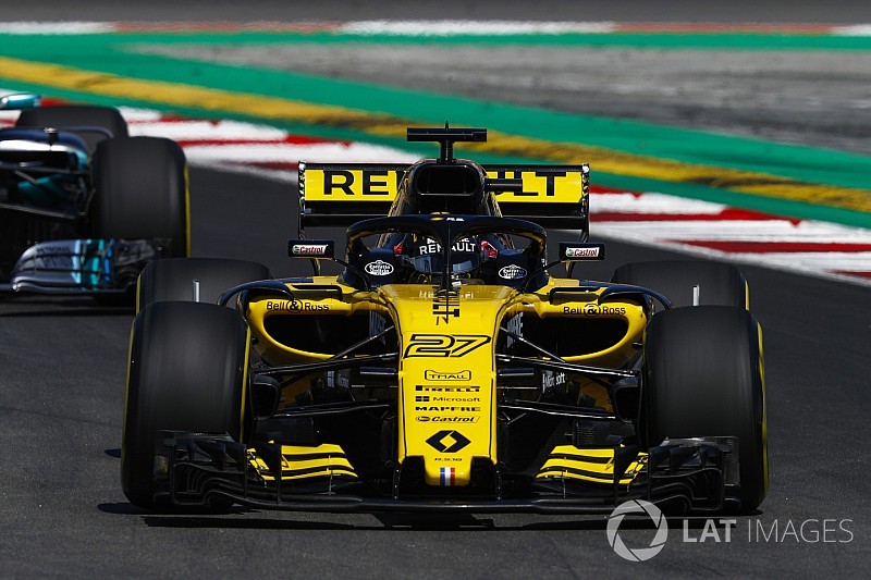Renault pilotları henüz araçtan memnun değil