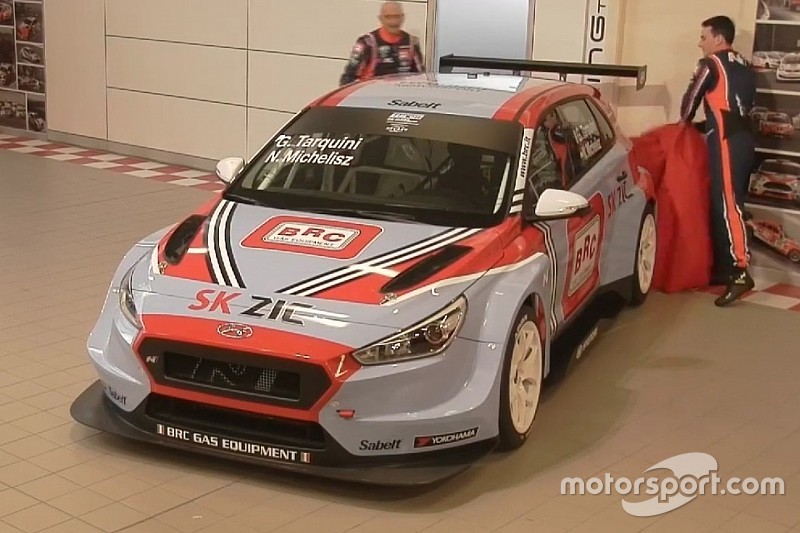 Tolti i veli alla Hyundai i30 N TCR del BRC Racing Team a Cherasco