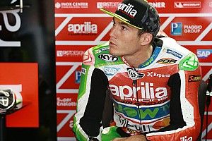 Aleix Espargaró: “Estoy lejos, pero me gusta que me comparen con Piqué”