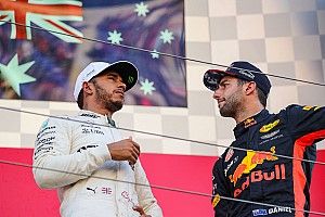 Hamilton: Ricciardo seharusnya lebih dihargai oleh Red Bull