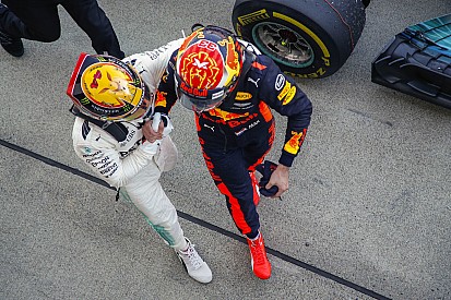 Verstappen: Hamilton sadece kazanırsa mutlu oluyor