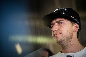 Mostert inks new Tickford deal