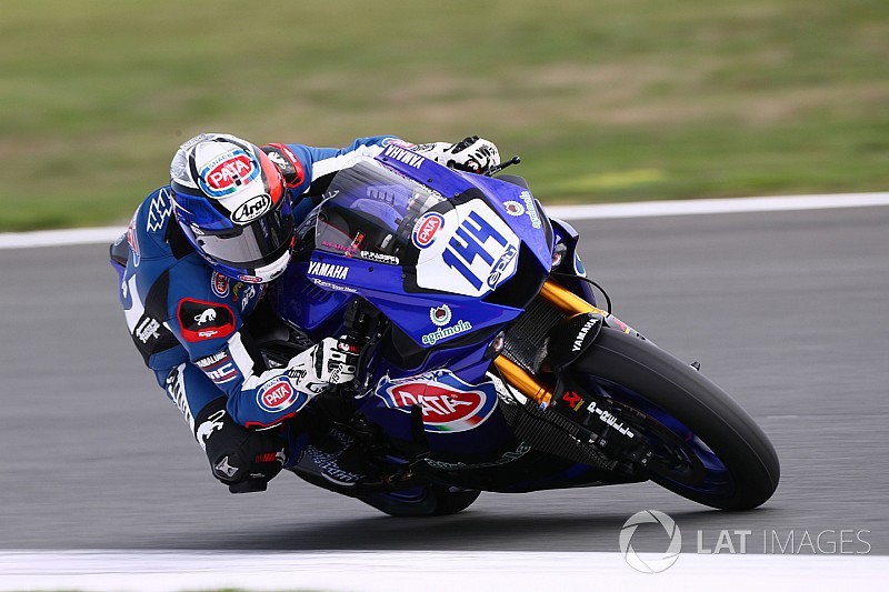 Lucas Mahias si impone nelle due libere di Jerez