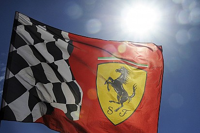 Ferrari, Charles Leclerc'in zaferini gerçek bir galibiyet gibi kutladı