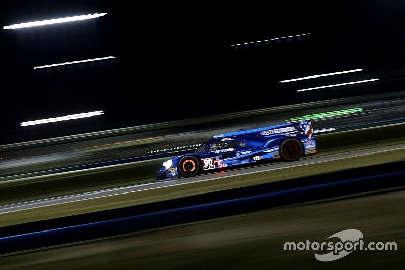 Преимущество Cadillac растаяло на экваторе «24 часов Дайтоны»