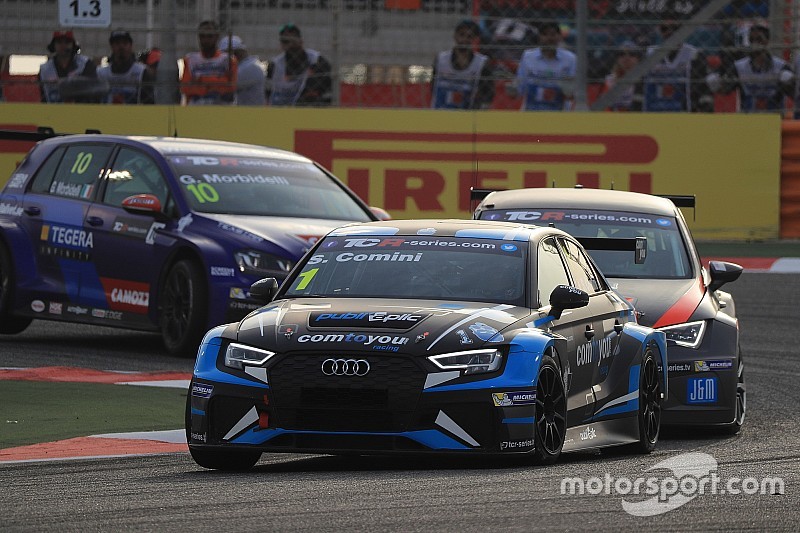 Comtoyou Racing con Comini e Van Der Linde a Spa-Francorchamps