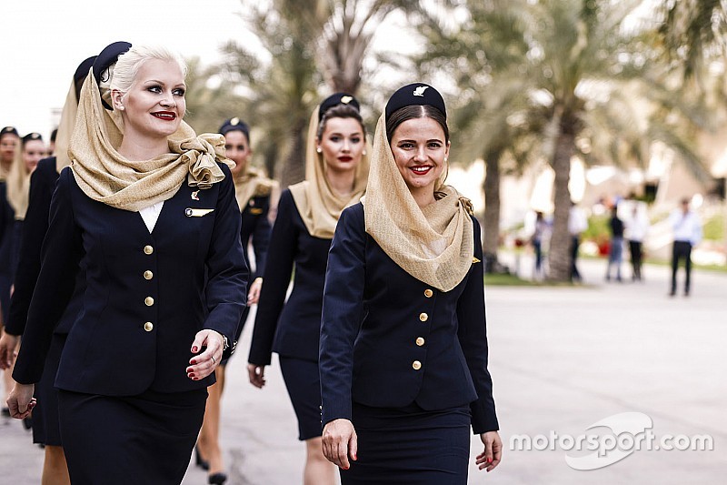 Fim de semana reúne grid girls dos mais diferentes estilos