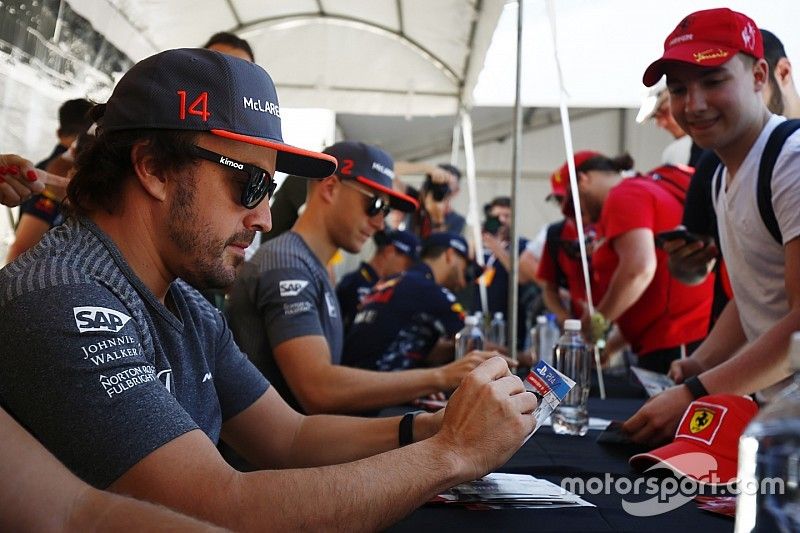 Alonso decidirá en septiembre esperando que McLaren gane