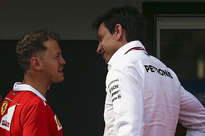 Wolff: Vettel'e yapılan eleştiriler adil değil