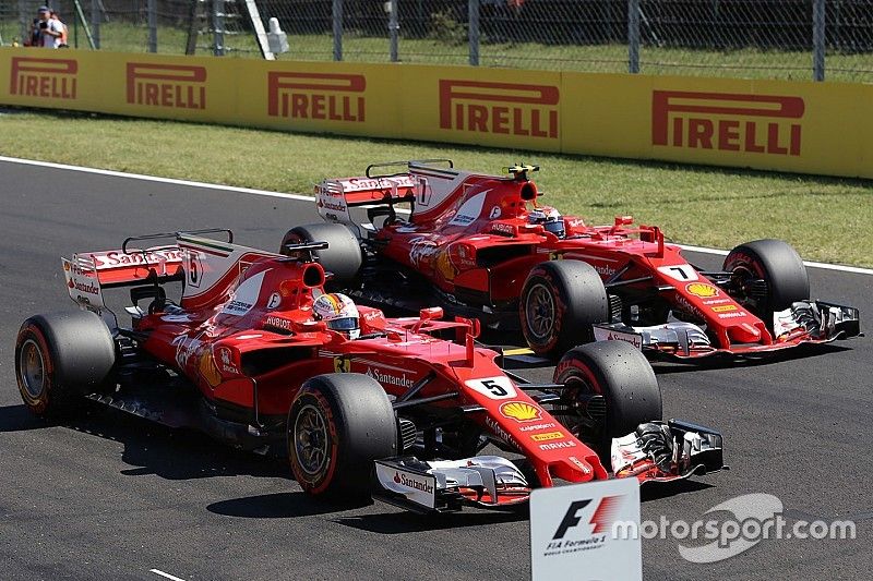 Polesitter Sebastian Vettel, Ferrari SF70-H, second place Kimi Raikkonen, Ferrari SF70-H